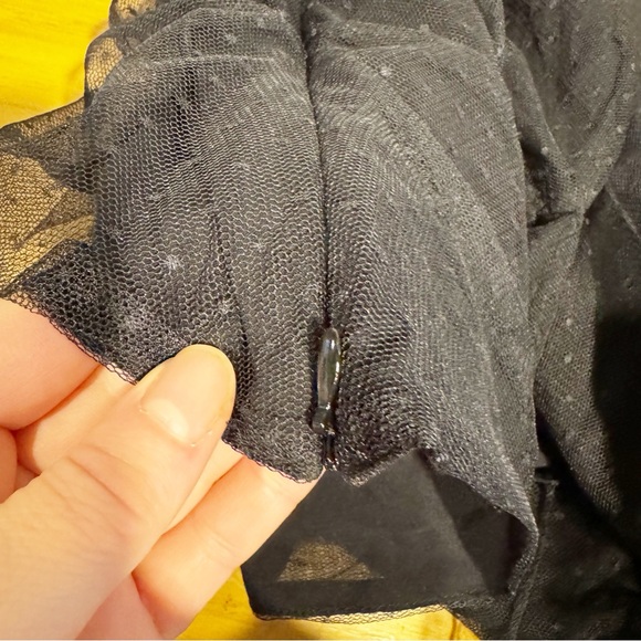 Maeve by Anthropologie | NWT Puffed Sheer-Sleeved Blouse in Black Sz. XL - Picture 10 of 13